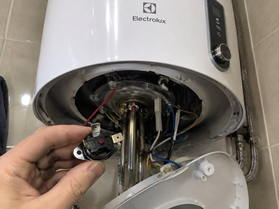 Ремонт Electrolux EWH 50 Centurio IQ 2.0 в СПб по Гражданский пр., д. 92
