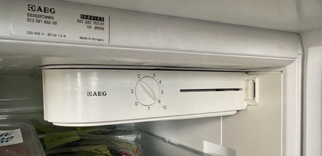 Ремонт холодильника AEG S83920CMW0 в СПб по Комендантский пр., д. 61