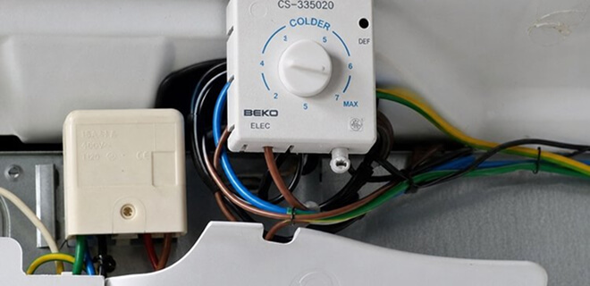 Ремонт холодильника Beko CS 335020 в СПб по Комендантский пр., д. 112